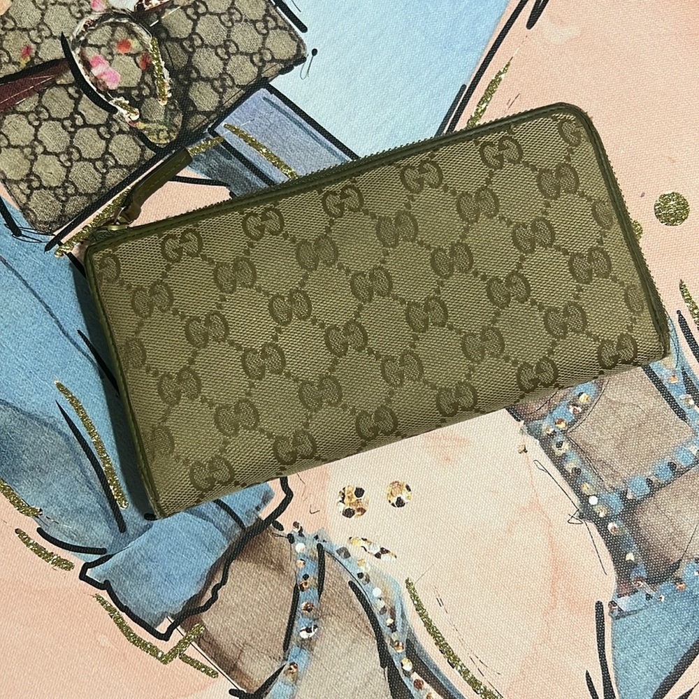 Gucci Wallet - Picture 3 of 11